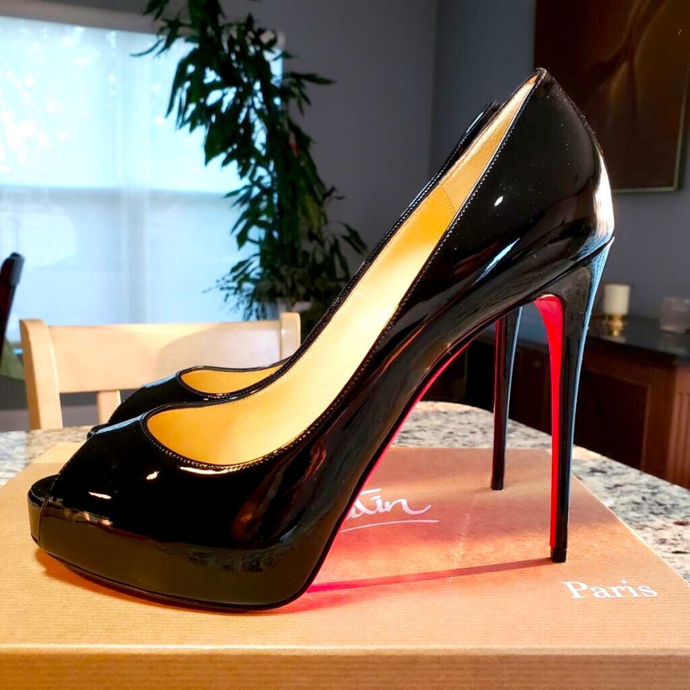 Christian Louboutin Very Prive 120 Patent Leather Heel Size 40